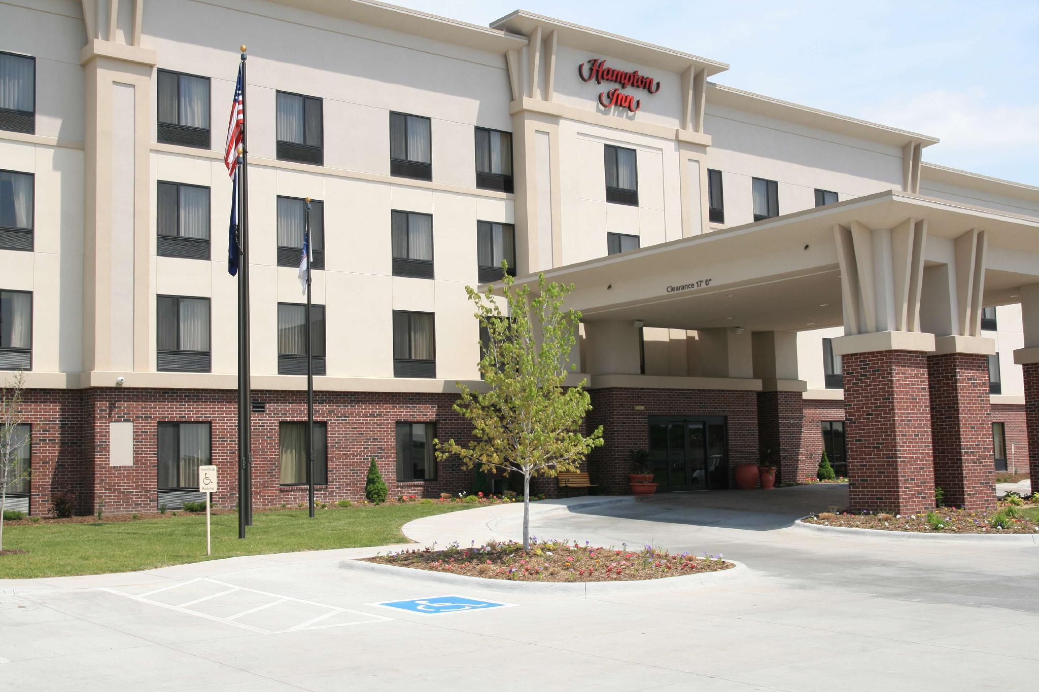 Newly Renovated Hampton Inn Omaha West Lakeside Buitenkant foto