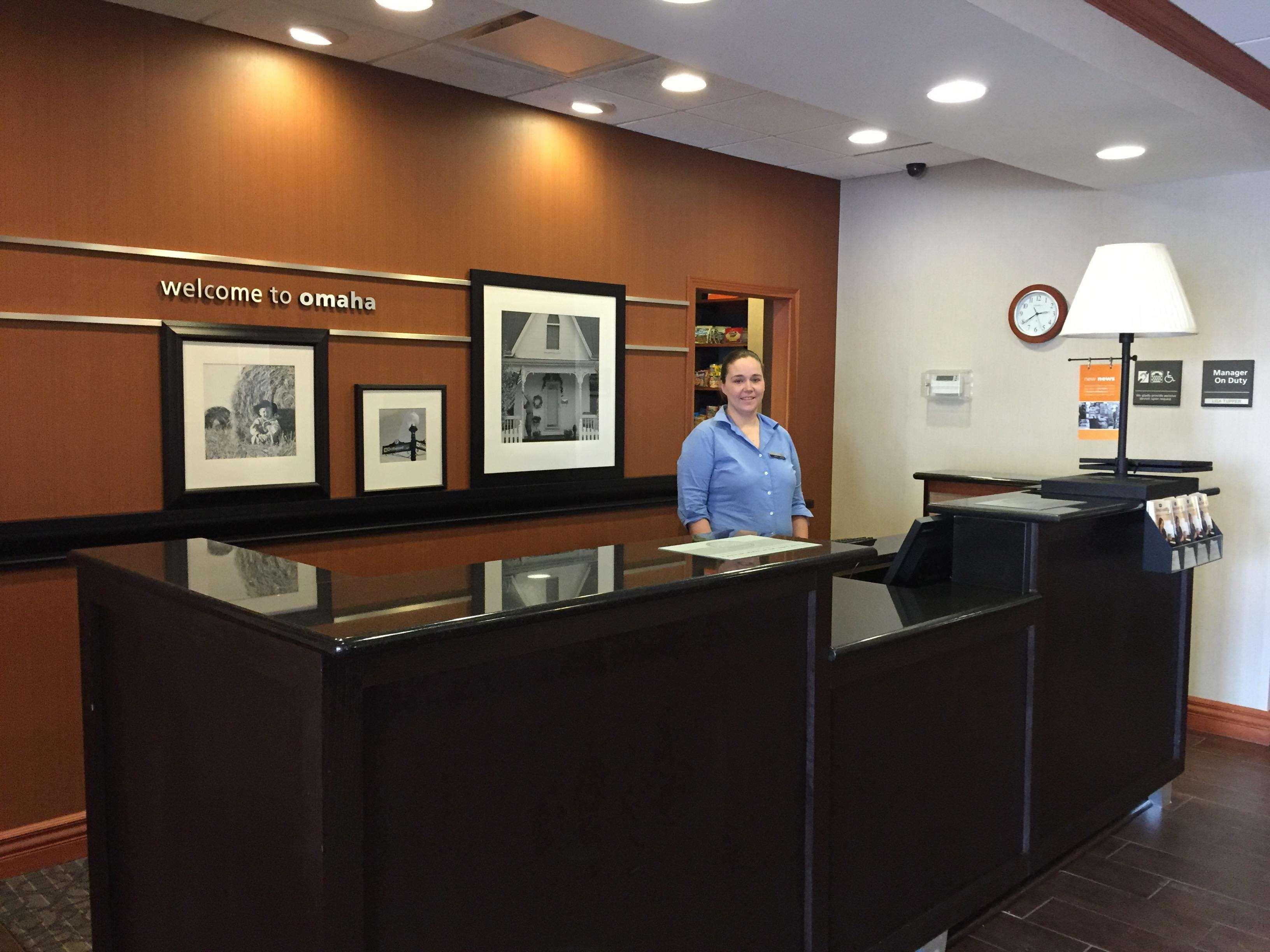 Newly Renovated Hampton Inn Omaha West Lakeside Buitenkant foto