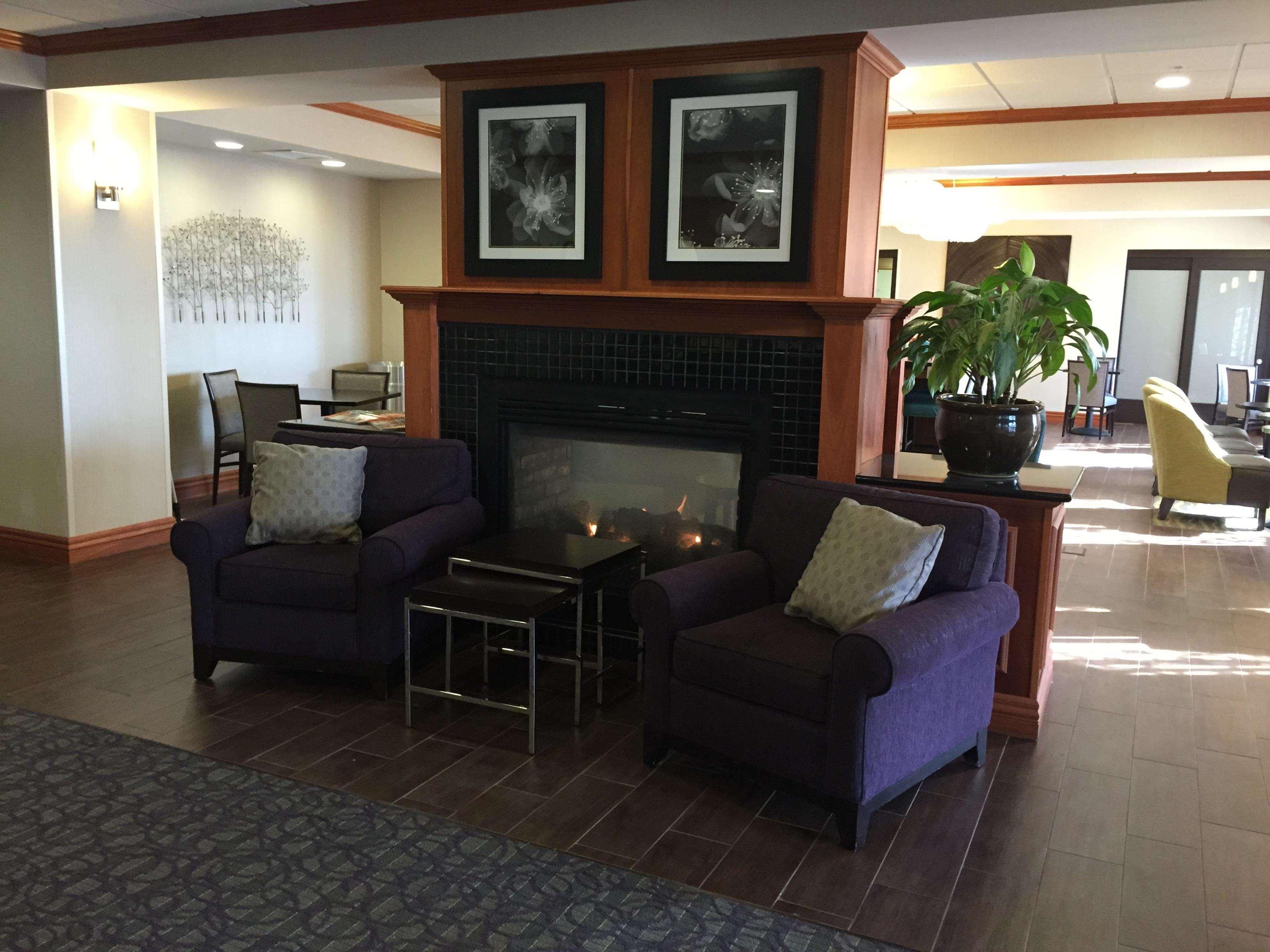 Newly Renovated Hampton Inn Omaha West Lakeside Buitenkant foto