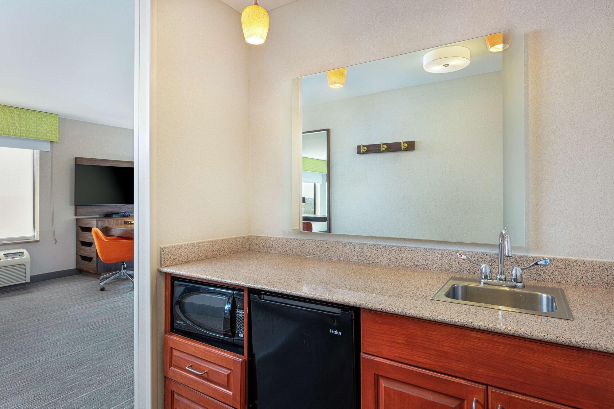 Newly Renovated Hampton Inn Omaha West Lakeside Buitenkant foto