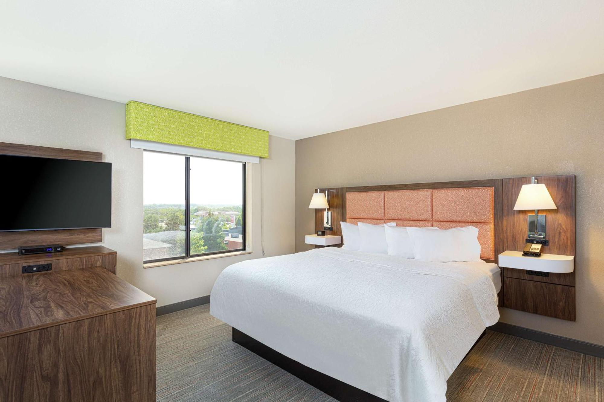 Newly Renovated Hampton Inn Omaha West Lakeside Buitenkant foto