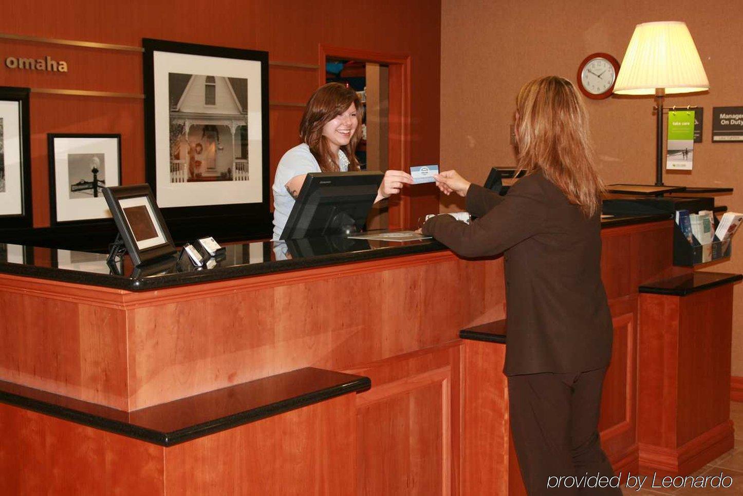 Newly Renovated Hampton Inn Omaha West Lakeside Interieur foto